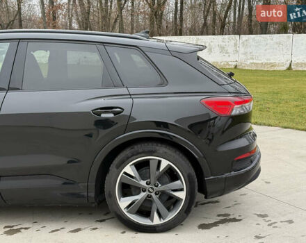 Черный Ауди Q4 e-tron, объемом двигателя 0 л и пробегом 99 тыс. км за 23600 $, фото 7 на Automoto.ua