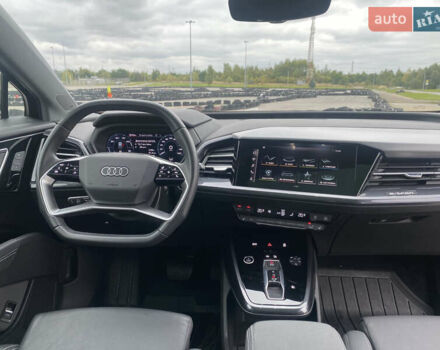 Черный Ауди Q4 e-tron, объемом двигателя 0 л и пробегом 25 тыс. км за 30500 $, фото 22 на Automoto.ua