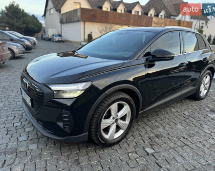 Чорний Ауді Q4 e-tron, об'ємом двигуна 0 л та пробігом 55 тис. км за 28500 $, фото 4 на Automoto.ua