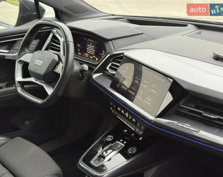 Черный Ауди Q4 e-tron, объемом двигателя 0 л и пробегом 99 тыс. км за 23600 $, фото 84 на Automoto.ua