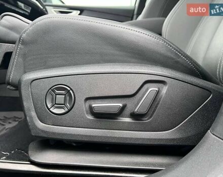 Чорний Ауді Q4 e-tron, об'ємом двигуна 0 л та пробігом 22 тис. км за 35340 $, фото 32 на Automoto.ua