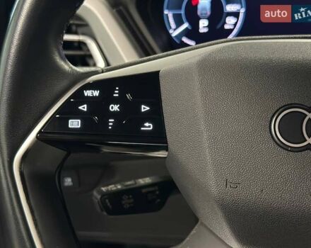 Черный Ауди Q4 e-tron, объемом двигателя 0 л и пробегом 52 тыс. км за 26900 $, фото 19 на Automoto.ua