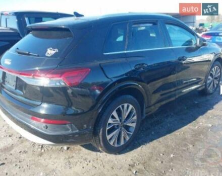 Черный Ауди Q4 e-tron, объемом двигателя 0 л и пробегом 93 тыс. км за 22000 $, фото 9 на Automoto.ua