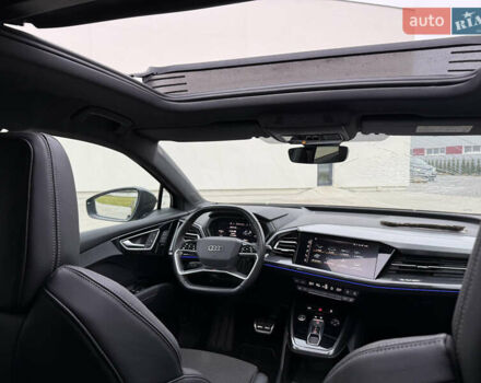 Черный Ауди Q4 e-tron, объемом двигателя 0 л и пробегом 99 тыс. км за 23600 $, фото 93 на Automoto.ua