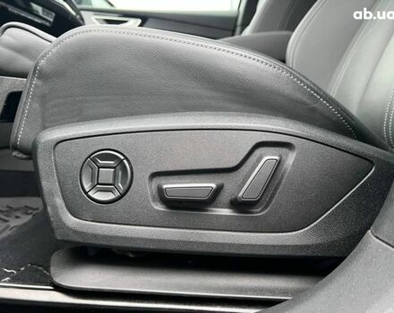 Чорний Ауді Q4 e-tron, об'ємом двигуна 0 л та пробігом 22 тис. км за 35340 $, фото 31 на Automoto.ua