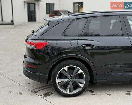 Черный Ауди Q4 e-tron, объемом двигателя 0 л и пробегом 99 тыс. км за 23600 $, фото 17 на Automoto.ua