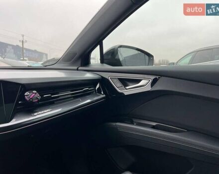 Чорний Ауді Q4 e-tron, об'ємом двигуна 0 л та пробігом 22 тис. км за 35340 $, фото 27 на Automoto.ua