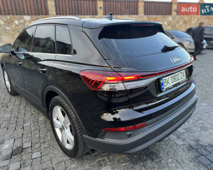 Чорний Ауді Q4 e-tron, об'ємом двигуна 0 л та пробігом 55 тис. км за 28500 $, фото 40 на Automoto.ua