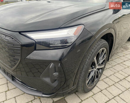 Черный Ауди Q4 e-tron, объемом двигателя 0 л и пробегом 25 тыс. км за 30500 $, фото 28 на Automoto.ua