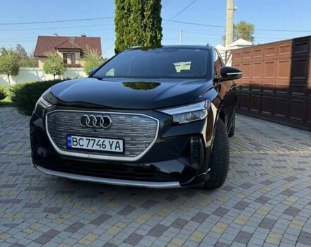 Черный Ауди Q4 e-tron, объемом двигателя 0 л и пробегом 35 тыс. км за 28900 $, фото 2 на Automoto.ua