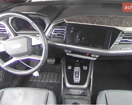 Чорний Ауді Q4 e-tron, об'ємом двигуна 0 л та пробігом 22 тис. км за 25000 $, фото 6 на Automoto.ua