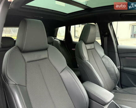 Черный Ауди Q4 e-tron, объемом двигателя 0 л и пробегом 99 тыс. км за 23600 $, фото 82 на Automoto.ua
