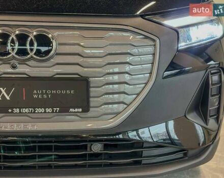 Черный Ауди Q4 e-tron, объемом двигателя 0 л и пробегом 52 тыс. км за 26900 $, фото 3 на Automoto.ua