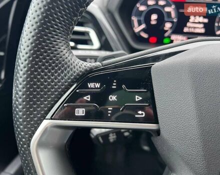 Чорний Ауді Q4 e-tron, об'ємом двигуна 0 л та пробігом 22 тис. км за 35340 $, фото 19 на Automoto.ua