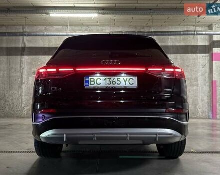 Черный Ауди Q4 e-tron, объемом двигателя 0 л и пробегом 21 тыс. км за 34500 $, фото 1 на Automoto.ua