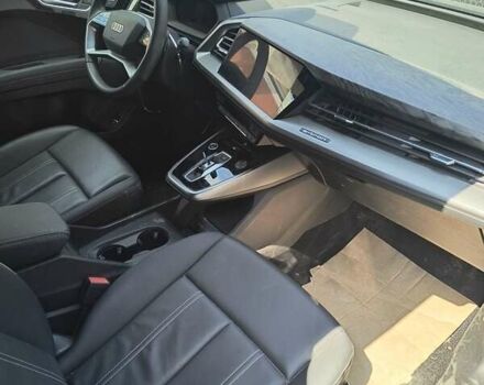 Черный Ауди Q4 e-tron, объемом двигателя 0 л и пробегом 93 тыс. км за 22000 $, фото 8 на Automoto.ua
