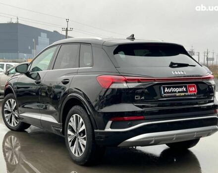 Чорний Ауді Q4 e-tron, об'ємом двигуна 0 л та пробігом 22 тис. км за 35340 $, фото 4 на Automoto.ua