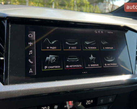 Черный Ауди Q4 e-tron, объемом двигателя 0 л и пробегом 21 тыс. км за 33500 $, фото 10 на Automoto.ua