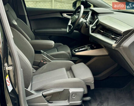 Ауди Q4 e-tron 2023 в Ужгороде на Automoto.ua Черный Ауди Q4 e-tron, объемом двигателя 0 л и пробегом 30 тыс. км за 33000 $, фото 21 на Automoto.ua