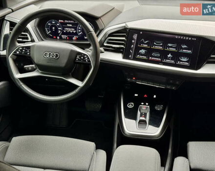 Ауди Q4 e-tron 2023 в Ужгороде на Automoto.ua Черный Ауди Q4 e-tron, объемом двигателя 0 л и пробегом 30 тыс. км за 33000 $, фото 18 на Automoto.ua