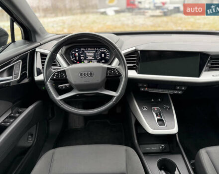 Черный Ауди Q4 e-tron, объемом двигателя 0 л и пробегом 33 тыс. км за 23999 $, фото 30 на Automoto.ua