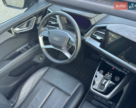 Черный Ауди Q4 e-tron, объемом двигателя 0 л и пробегом 45 тыс. км за 31000 $, фото 30 на Automoto.ua