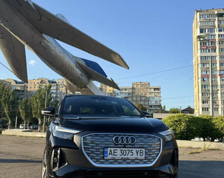 Черный Ауди Q4 e-tron, объемом двигателя 0 л и пробегом 45 тыс. км за 31000 $, фото 5 на Automoto.ua