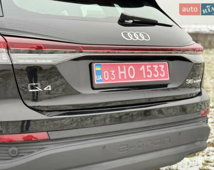 Черный Ауди Q4 e-tron, объемом двигателя 0 л и пробегом 33 тыс. км за 23999 $, фото 16 на Automoto.ua