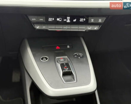 Черный Ауди Q4 e-tron, объемом двигателя 0 л и пробегом 33 тыс. км за 23999 $, фото 36 на Automoto.ua