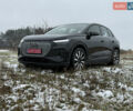 Черный Ауди Q4 e-tron, объемом двигателя 0 л и пробегом 33 тыс. км за 23999 $, фото 4 на Automoto.ua