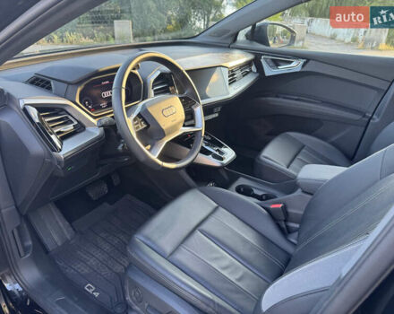 Черный Ауди Q4 e-tron, объемом двигателя 0 л и пробегом 45 тыс. км за 31000 $, фото 23 на Automoto.ua