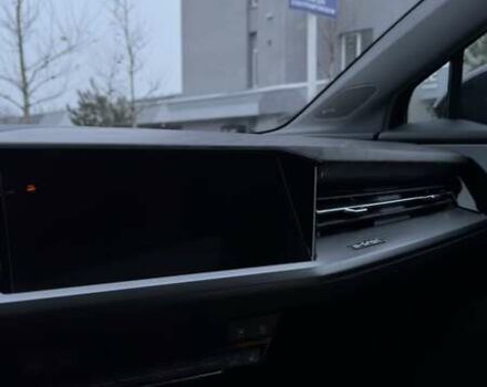 Черный Ауди Q4 e-tron, объемом двигателя 0 л и пробегом 3 тыс. км за 34000 $, фото 8 на Automoto.ua