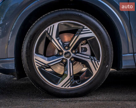Ауді Q4 e-tron 2024 у Києві на Automoto.ua Чорний Ауді Q4 e-tron, об'ємом двигуна 0 л та пробігом 11 тис. км за 29500 $, фото 13 на Automoto.ua