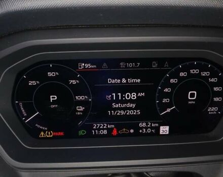 Черный Ауди Q4 e-tron, объемом двигателя 0 л и пробегом 3 тыс. км за 34000 $, фото 11 на Automoto.ua