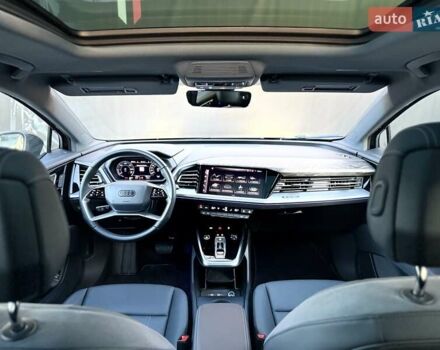 Чорний Ауді Q4 e-tron, об'ємом двигуна 0 л та пробігом 1 тис. км за 30999 $, фото 84 на Automoto.ua