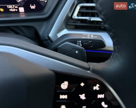 Чорний Ауді Q4 e-tron, об'ємом двигуна 0 л та пробігом 1 тис. км за 30999 $, фото 39 на Automoto.ua