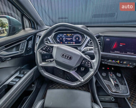 Ауді Q4 e-tron 2024 у Києві на Automoto.ua Чорний Ауді Q4 e-tron, об'ємом двигуна 0 л та пробігом 11 тис. км за 29500 $, фото 33 на Automoto.ua