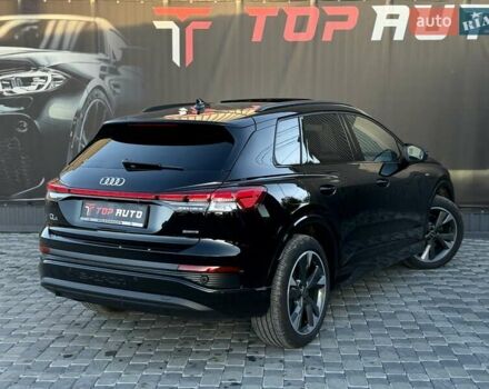 Чорний Ауді Q4 e-tron, об'ємом двигуна 0 л та пробігом 1 тис. км за 30999 $, фото 20 на Automoto.ua