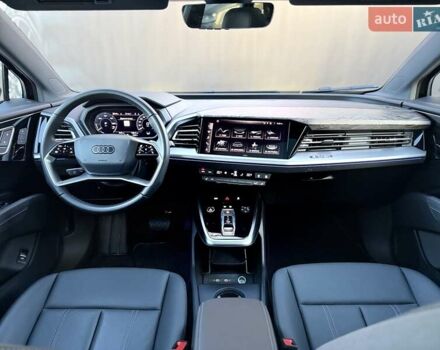 Чорний Ауді Q4 e-tron, об'ємом двигуна 0 л та пробігом 1 тис. км за 30999 $, фото 85 на Automoto.ua