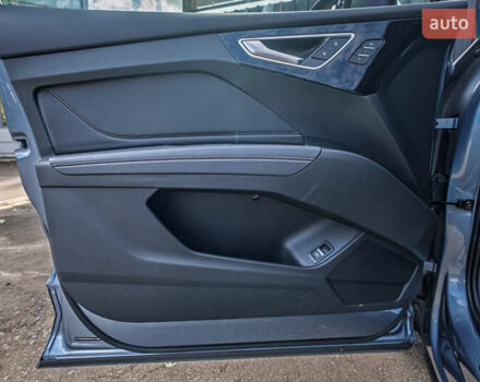 Ауді Q4 e-tron 2024 у Києві на Automoto.ua Чорний Ауді Q4 e-tron, об'ємом двигуна 0 л та пробігом 11 тис. км за 29500 $, фото 22 на Automoto.ua