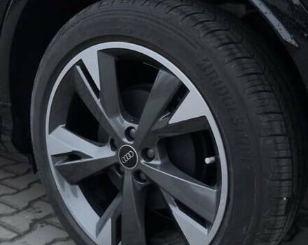 Черный Ауди Q4 e-tron, объемом двигателя 0 л и пробегом 3 тыс. км за 34000 $, фото 6 на Automoto.ua