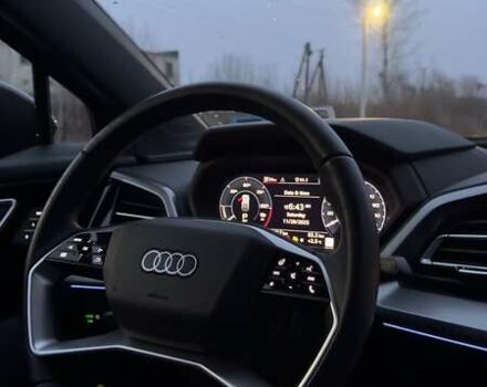 Черный Ауди Q4 e-tron, объемом двигателя 0 л и пробегом 3 тыс. км за 34000 $, фото 10 на Automoto.ua