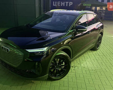 Чорний Ауді Q4 e-tron, об'ємом двигуна 0 л та пробігом 20 тис. км за 25500 $, фото 6 на Automoto.ua