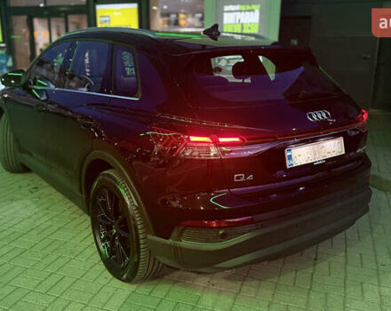 Чорний Ауді Q4 e-tron, об'ємом двигуна 0 л та пробігом 20 тис. км за 25500 $, фото 7 на Automoto.ua
