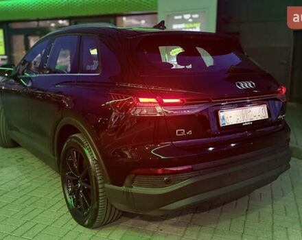 Чорний Ауді Q4 e-tron, об'ємом двигуна 0 л та пробігом 20 тис. км за 25500 $, фото 8 на Automoto.ua