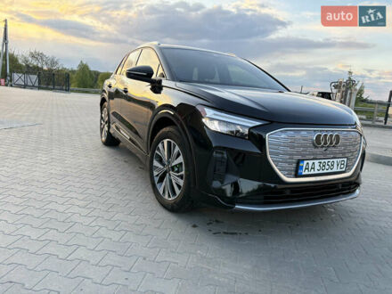 Ауди Q4 e-tron 2022 в Ирпене на Automoto.ua Черный Ауди Q4 e-tron, объемом двигателя 0 л и пробегом 16 тыс. км за 31000 $, фото 1 на Automoto.ua