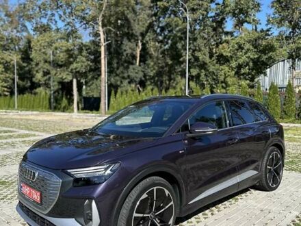 Фиолетовый Ауди Q4 e-tron, объемом двигателя 0 л и пробегом 33 тыс. км за 37500 $, фото 1 на Automoto.ua