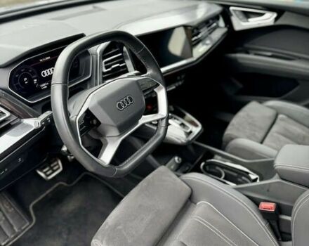 Ауді Q4 e-tron, об'ємом двигуна 12.58 л та пробігом 13 тис. км за 28999 $, фото 17 на Automoto.ua