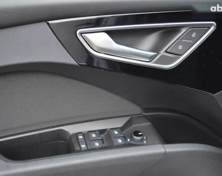 Ауди Q4 e-tron, объемом двигателя 0 л и пробегом 22 тыс. км за 29999 $, фото 16 на Automoto.ua