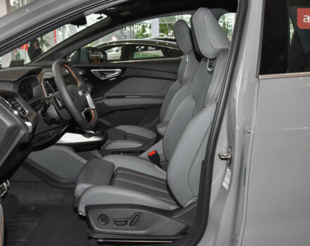 купить новое авто Ауди Q4 e-tron 2023 года от официального дилера Global Electric Ауди фото